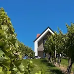 Hisa Ob Stolpu ليندافا