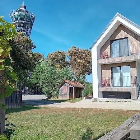 Hisa Ob Stolpu Vikendica Lendava