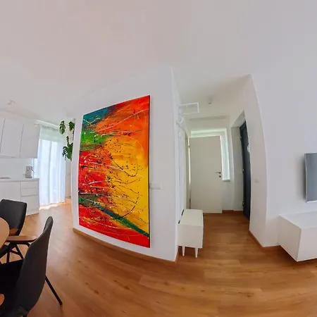 Hisa Ob Stolpu Лендава