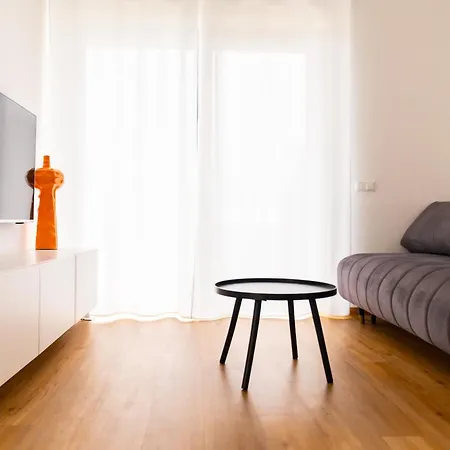 Hisa Ob Stolpu Nyaraló *