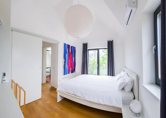 Hisa Ob Stolpu Nyaraló