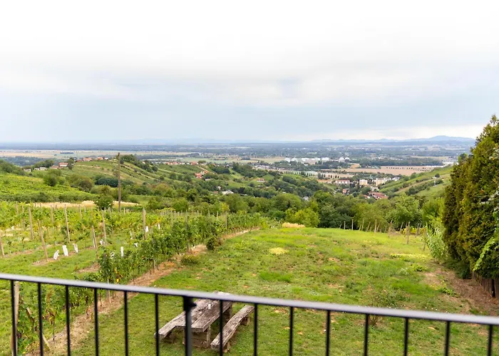 Hisa Ob Stolpu Nyaraló *